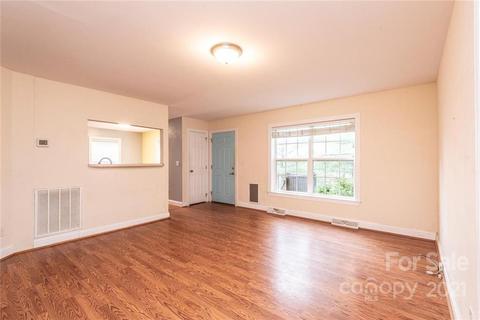 195 Red Maple Ln, Boone, NC 28607 photo 4