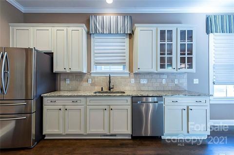 535 Fourth Baxter Xing, Fort Mill, SC 29708 photo 8