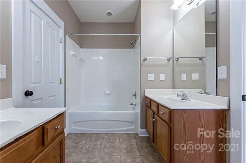 535 Fourth Baxter Xing, Fort Mill, SC 29708 photo 6