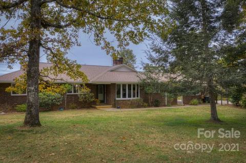 230 Covil Dr, Tryon, NC 28782 photo 5