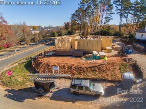 18922 Riverwind Ln, Davidson, NC 28036 photo 25