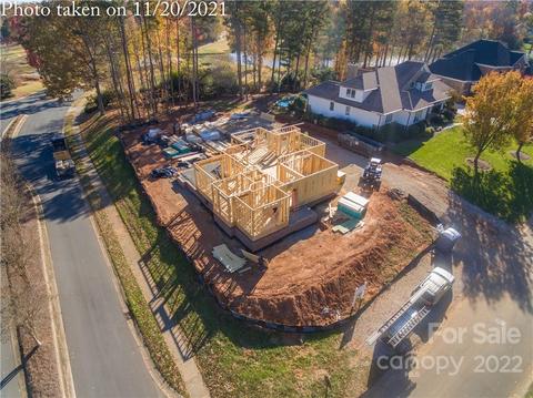 18922 Riverwind Ln, Davidson, NC 28036 photo 23