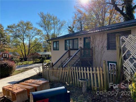 668 Maple St, Brevard, NC 28712 photo 5
