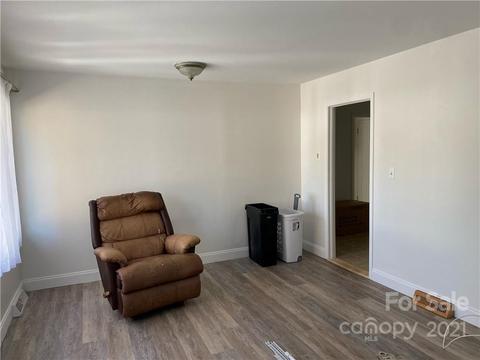 668 Maple St, Brevard, NC 28712 photo 7