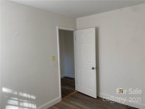 668 Maple St, Brevard, NC 28712 photo 19