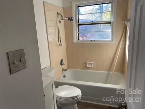 668 Maple St, Brevard, NC 28712 photo 17