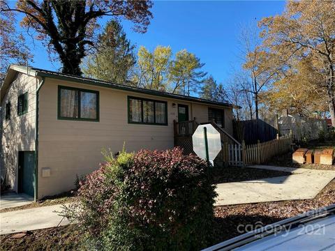 668 Maple St, Brevard, NC 28712 photo 2