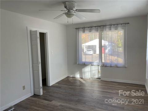 668 Maple St, Brevard, NC 28712 photo 14