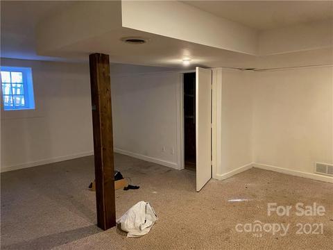 668 Maple St, Brevard, NC 28712 photo 12