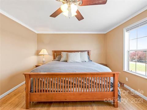 273 Divide Loop, Flat Rock, NC 28731 photo 13
