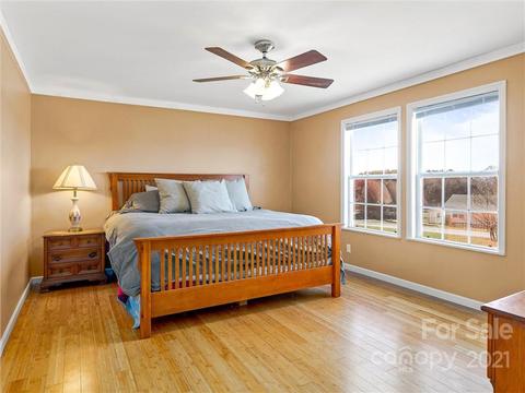 273 Divide Loop, Flat Rock, NC 28731 photo 12