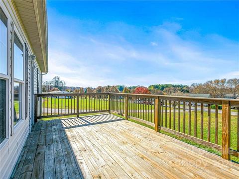 273 Divide Loop, Flat Rock, NC 28731 photo 25