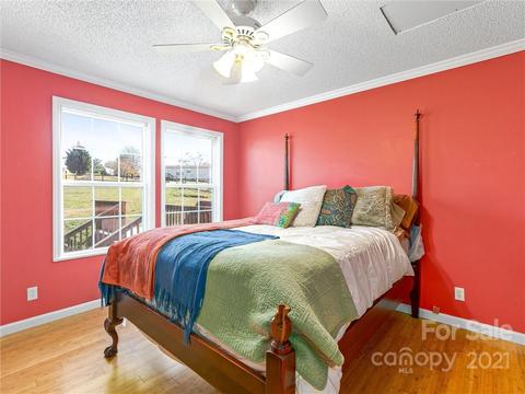 273 Divide Loop, Flat Rock, NC 28731 photo 21
