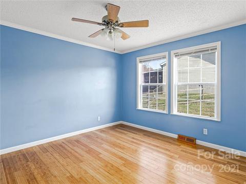 273 Divide Loop, Flat Rock, NC 28731 photo 19