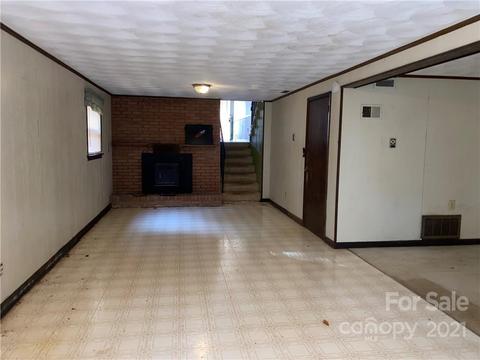 2395 Plainfield Dr, Conover, NC 28613 photo 15