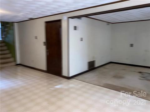 2395 Plainfield Dr, Conover, NC 28613 photo 16