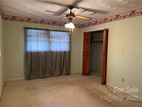 2395 Plainfield Dr, Conover, NC 28613 photo 10