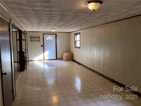 2395 Plainfield Dr, Conover, NC 28613 photo 13