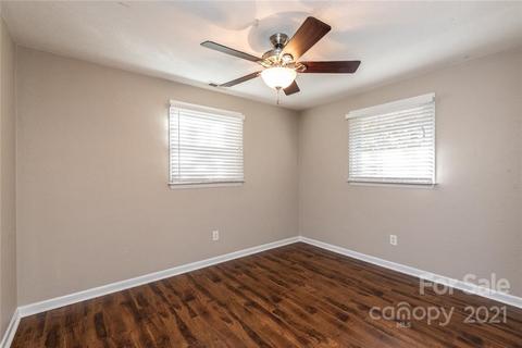 1235 Riverview Dr, Hickory, NC 28602 photo 31