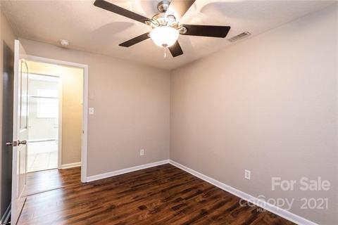 1235 Riverview Dr, Hickory, NC 28602 photo 28