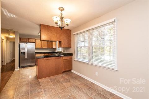 1235 Riverview Dr, Hickory, NC 28602 photo 20