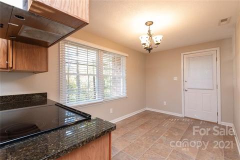 1235 Riverview Dr, Hickory, NC 28602 photo 19
