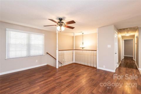 1235 Riverview Dr, Hickory, NC 28602 photo 17