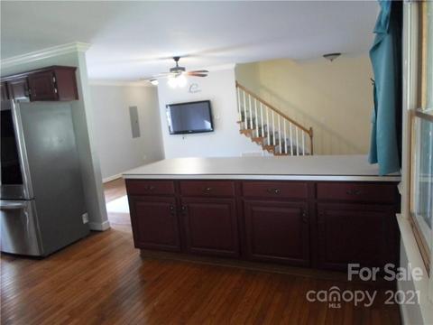 104 Villa Ln, Davidson, NC 28036 photo 10