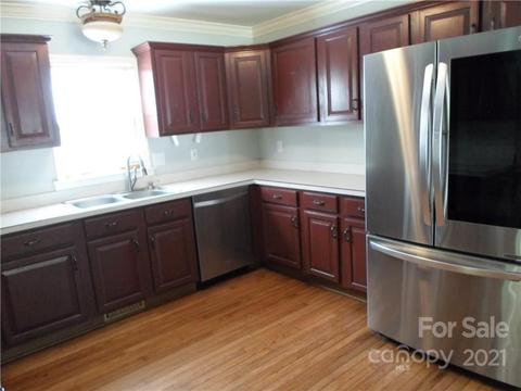 104 Villa Ln, Davidson, NC 28036 photo 13