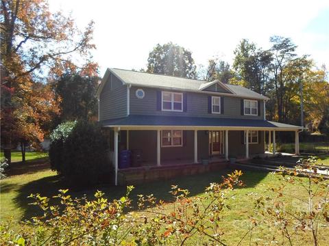 104 Villa Ln, Davidson, NC 28036 photo 3