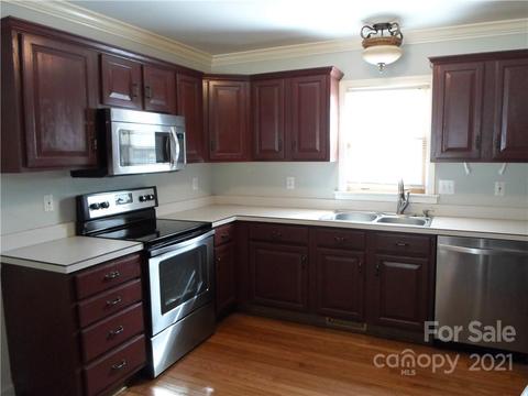 104 Villa Ln, Davidson, NC 28036 photo 14