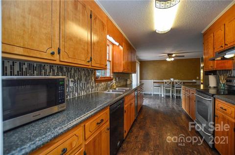1050 E Ritchie Rd, Salisbury, NC 28146 photo 17