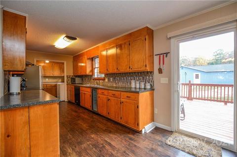 1050 E Ritchie Rd, Salisbury, NC 28146 photo 12