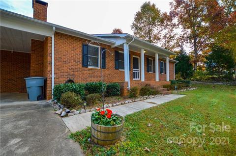 1050 E Ritchie Rd, Salisbury, NC 28146 photo 3