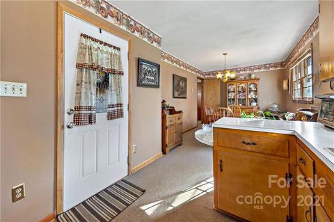 347 E Payne Rd, Marion, NC 28752 photo 17