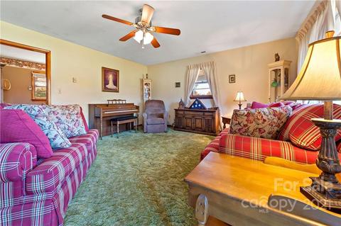 347 E Payne Rd, Marion, NC 28752 photo 9