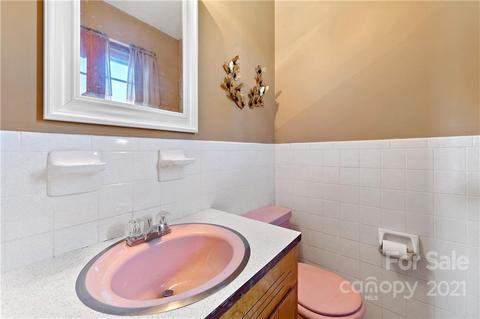 347 E Payne Rd, Marion, NC 28752 photo 25