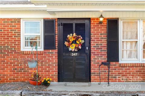 347 E Payne Rd, Marion, NC 28752 photo 2
