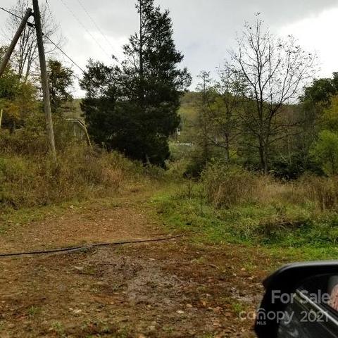 49 Loop Rd, Spruce Pine, NC 28777 photo 5