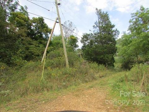49 Loop Rd, Spruce Pine, NC 28777 photo 9