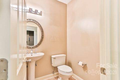 4536 Summit Cir, Conover, NC 28613 photo 18