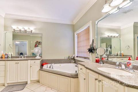 4536 Summit Cir, Conover, NC 28613 photo 20