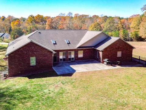 4536 Summit Cir, Conover, NC 28613 photo 41