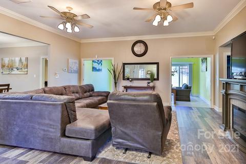 4536 Summit Cir, Conover, NC 28613 photo 9