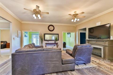 4536 Summit Cir, Conover, NC 28613 photo 8