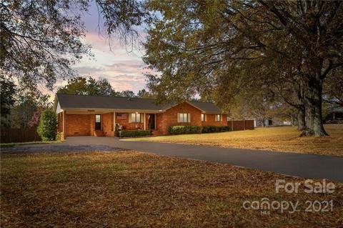 21801 Torrence Chapel Rd, Cornelius, NC 28031 photo 1