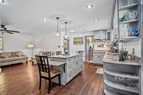 21801 Torrence Chapel Rd, Cornelius, NC 28031 photo 6