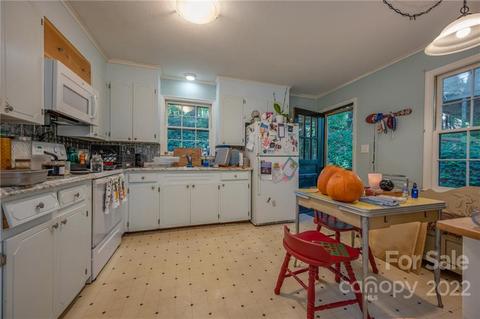 368 Hidden Hill Rd, Tryon, NC 28782 photo 3