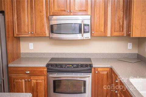 651 Portside Dr, Davidson, NC 28036 photo 5