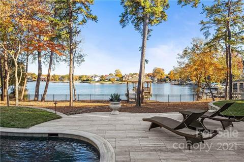 19124 Peninsula Point Dr, Cornelius, NC 28031 photo 9